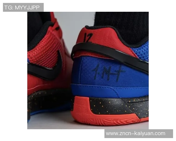 Nike推出多款圣诞特别配色球鞋詹姆斯库里杜兰特莫兰特文班代言款齐亮相