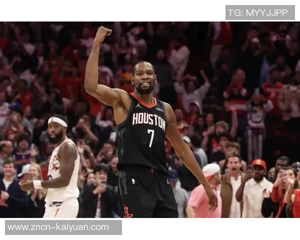 杜兰特称赞哈利伯顿为好兄弟并分享了关于跟腱的深入交流